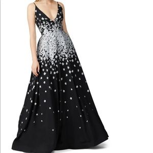 ML Monique Lhuillier Black & Silver Floral Jacquard Gown with Pockets